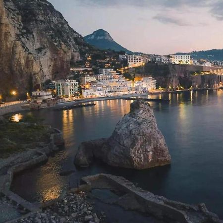 メタ Residenza Mare Di Sotto Sorrentoヴィラ エクステリア 写真