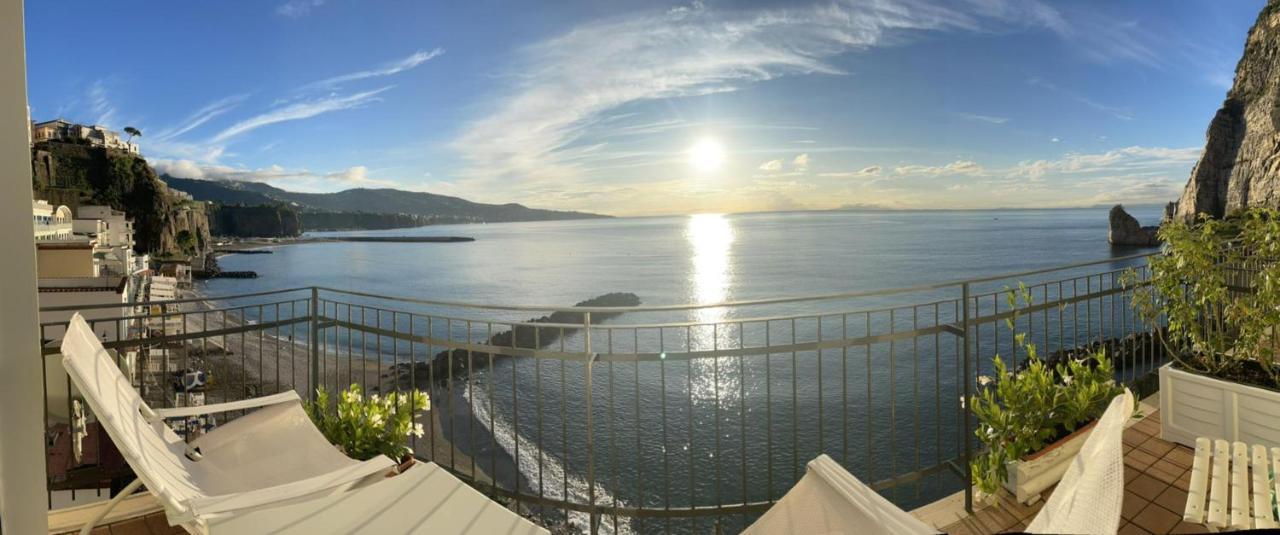 メタ Residenza Mare Di Sotto Sorrentoヴィラ エクステリア 写真