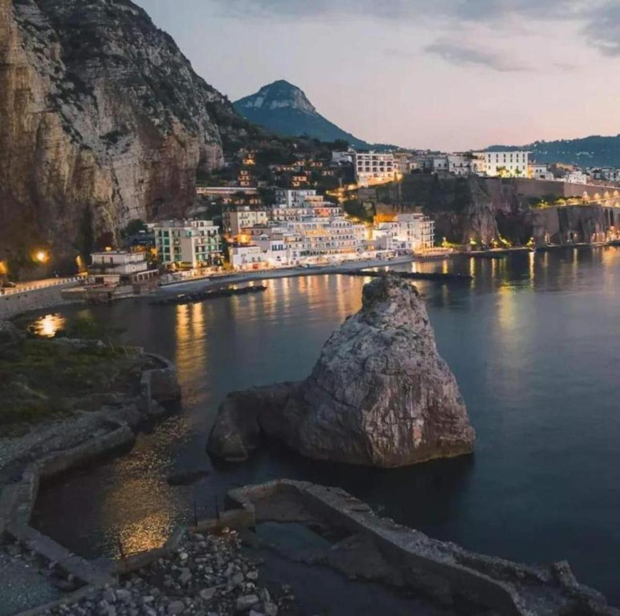 メタ Residenza Mare Di Sotto Sorrentoヴィラ エクステリア 写真